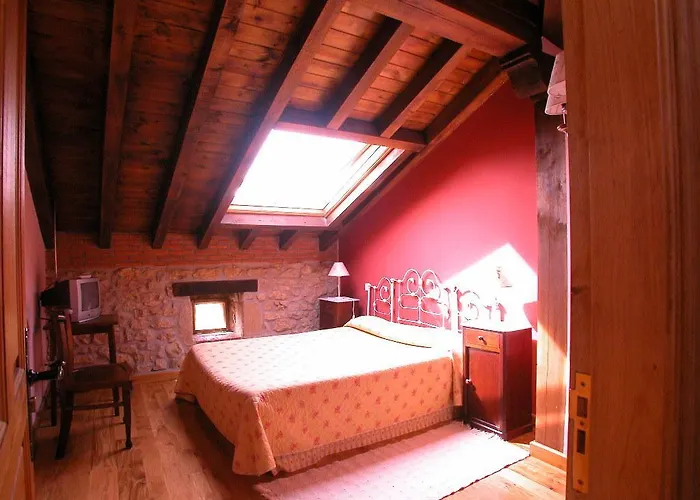 De Peredo Y Locanda Queveda